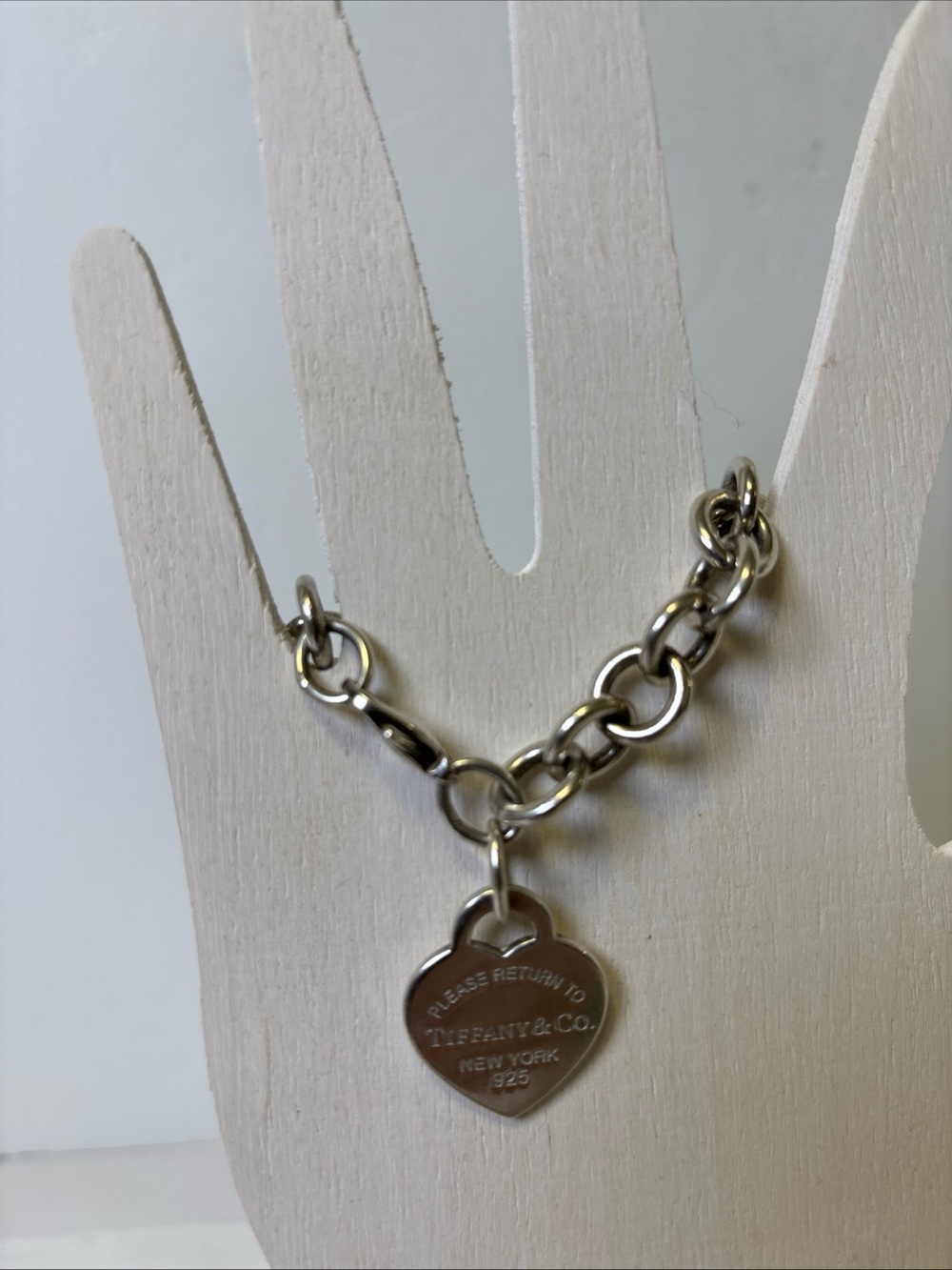 Tiffany & Co. Authentic Silver 925 Return to Tiffany Heart Tag Bracelet. Size Sm
